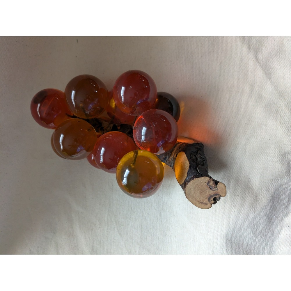 Amber Lucite Acrylic‎ Grape Cluster Sculpture Driftwood MCM Retro Decor 9 Inch - Picture 5 of 7